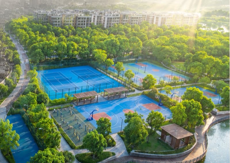 Công viên cây xanh và sân thể thao nội khu Saigon Park